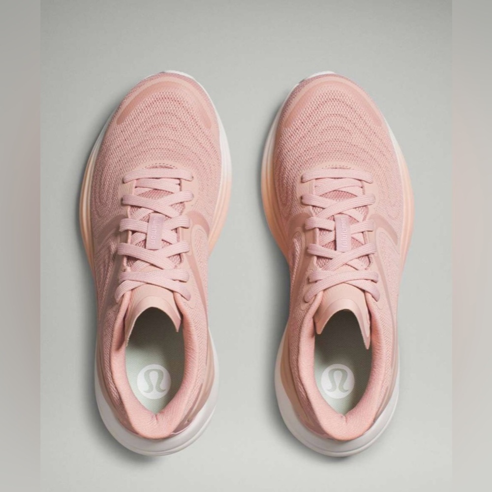 Lululemon NIB Blissfeel Run 2 Women's Pink Running Shoes 8.5
